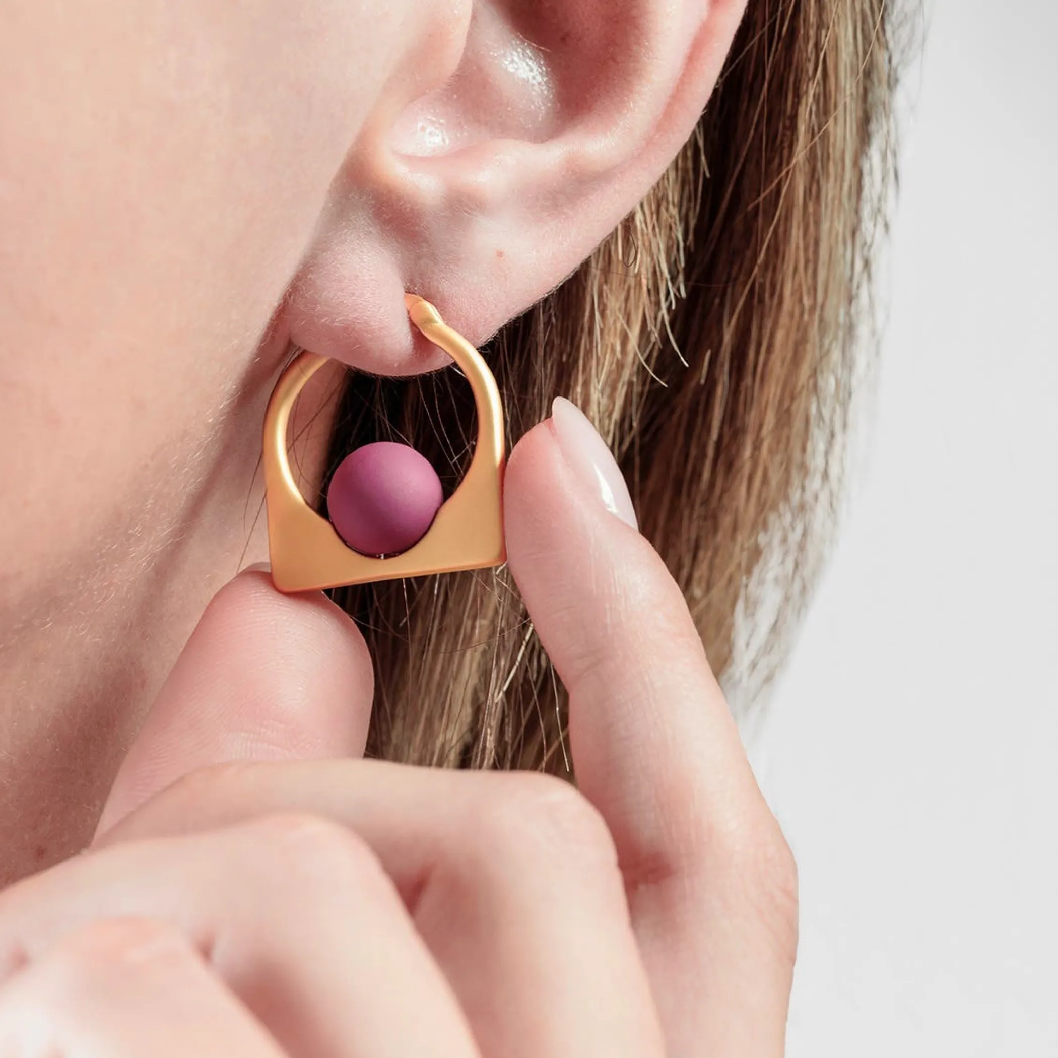 THUN Orecchini con sfera colorata* Orecchini